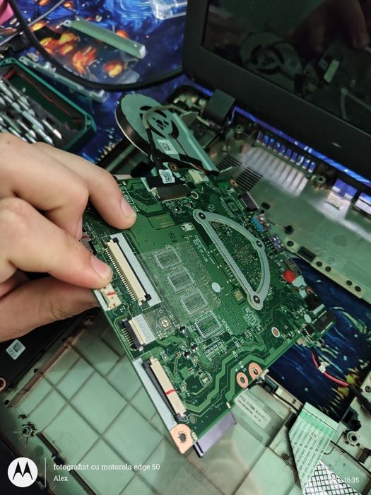 Laptop Acer și Adaptor HDD/SSD pentru asus Vivobook max X541 NA sau celelalte