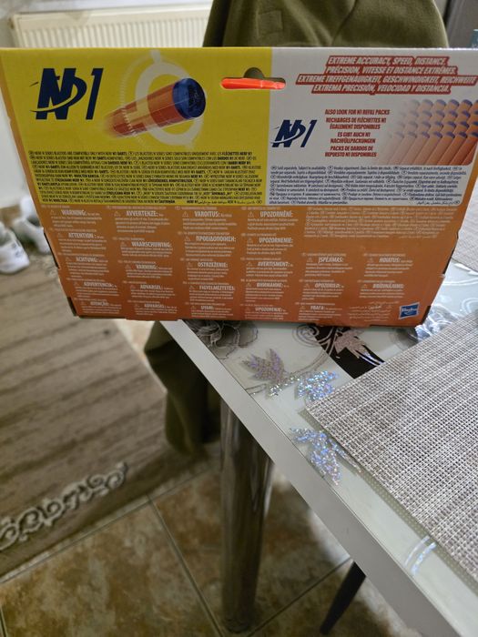 Acesta este un blaster de jucărie Nerf N-Series Ward.