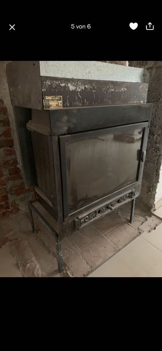 Чугунена камина за вграждане