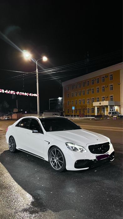 Mercedes-Benz W212 E350