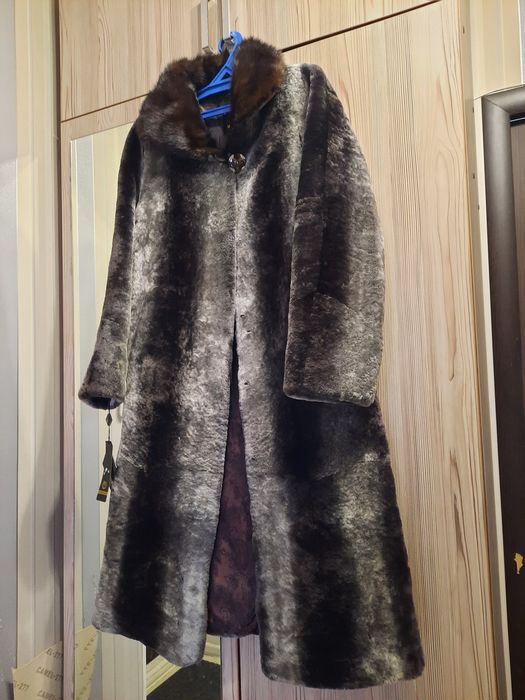 Шуба натуральная с этикеткой