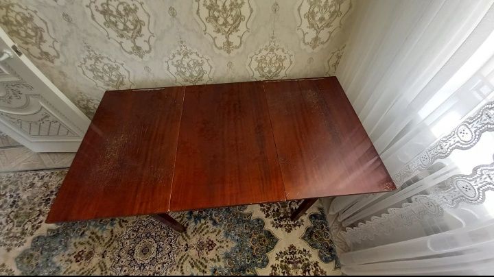 Шифонер,тумб.стол продам.