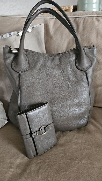 COCCINELLE естествена кожа