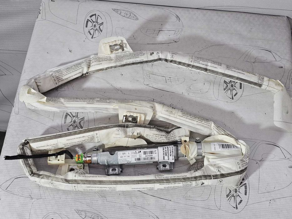Airbag cortină stânga Mercedes-Benz C-Class W204 2007-2014 2013 1.6 C180 115kW Cod OEM: A2048600505, 2048600505, 604703500 (5G3)