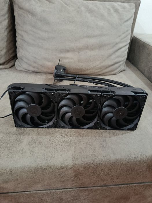 Cooler Procesor MSI Mag Coreliquid 360R V2 ARGB, compatibil AMD/Intel