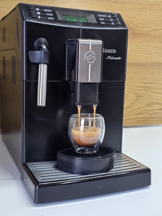 Aparat cafea expresor espressor philips saeco minuto HD8762 cu boabe