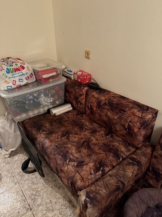 Подарявам Диван и две кресла