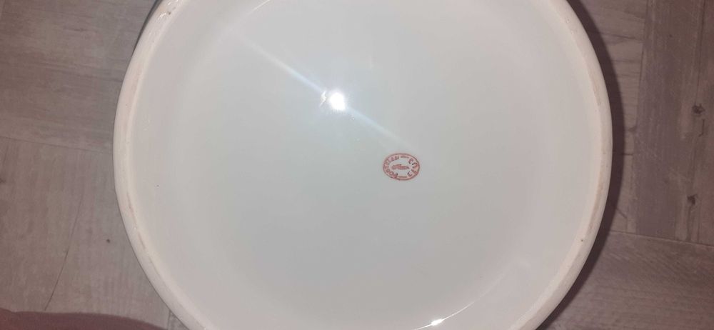 Castron cu capac din portelan, alb