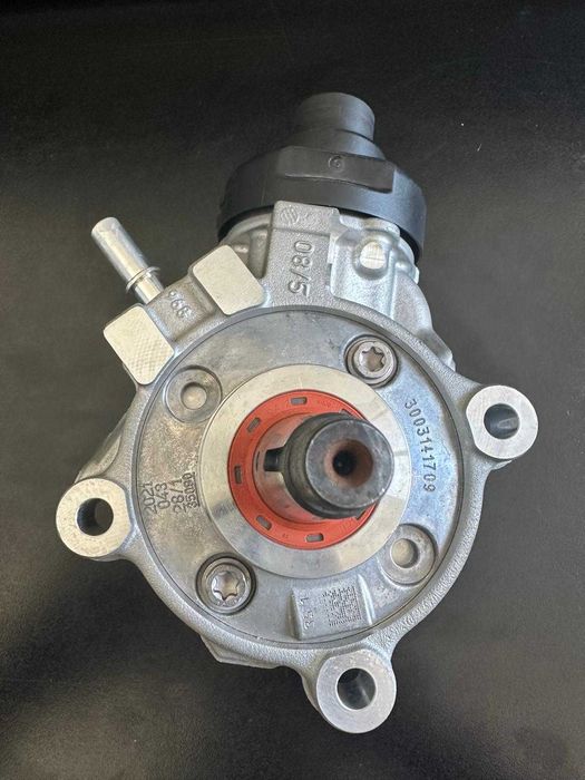 Injectoare si pompa noi 1.5dci dacia/renault/nissan