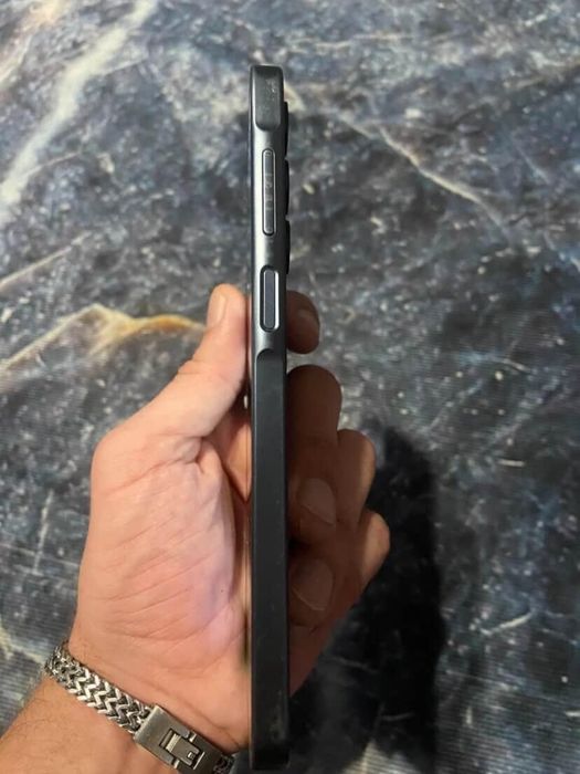 Продам Samsung a16 в отличном состоянии