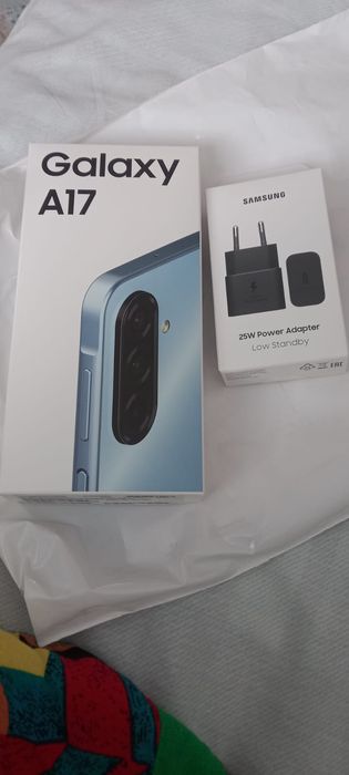 Samsung A17 смартфон