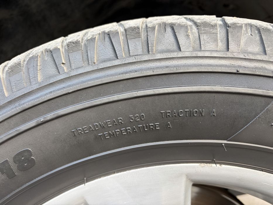 Продам Шины от прадо 120