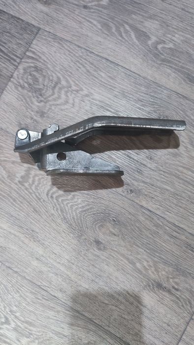 Приора крепление