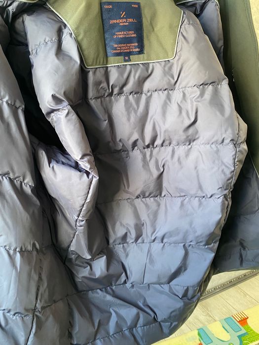 Продаю мужскую куртку