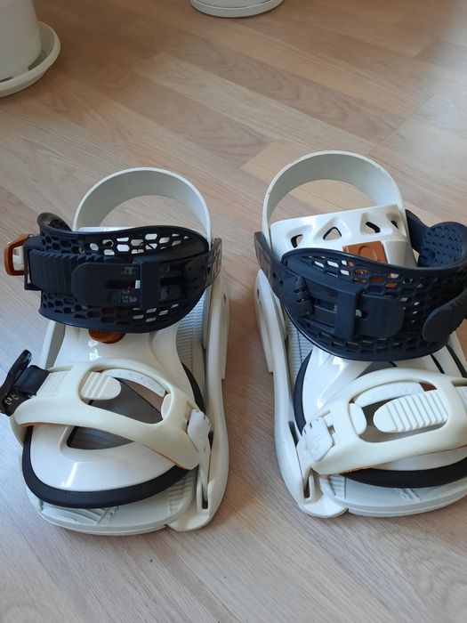 Автомати за спорта ски.