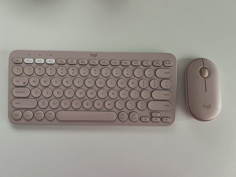 Logitech set tastatura k380 si mouse pebble M350 roz