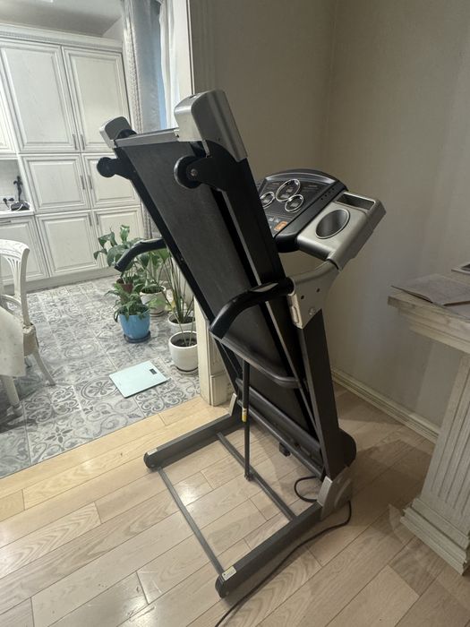 Беговая дорожка - Facile fitnes