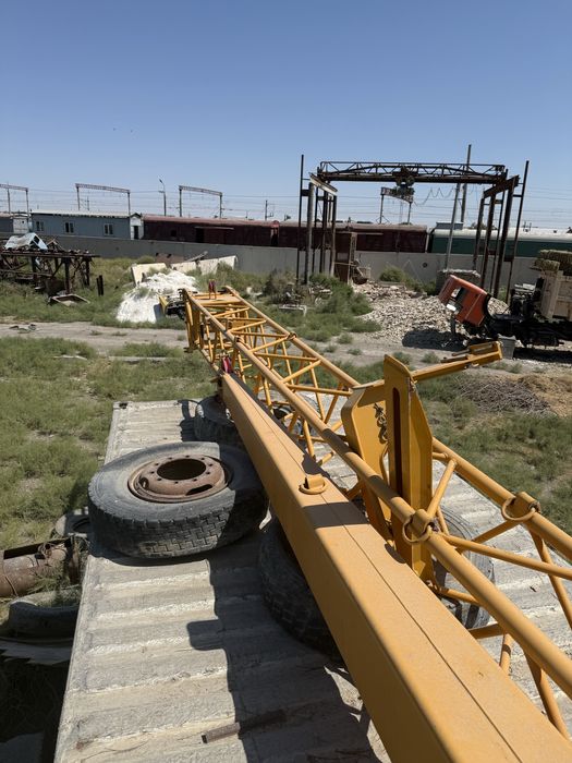 Avto Kran 50t Gusak xcmg