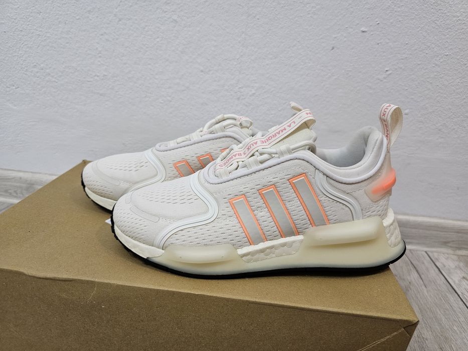 Маратонки Adidas