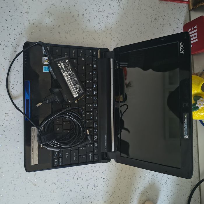 Mini laptop Acer Aspire One