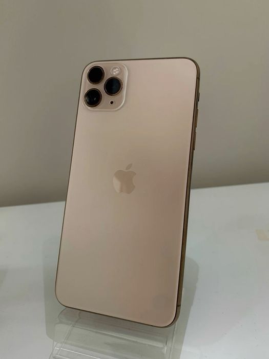 iPhone 11 Pro 64GB White holati a’lo, Face ID ishlaydi