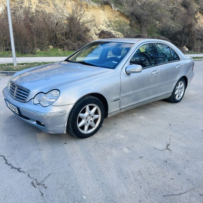 Mercedes Benz C220