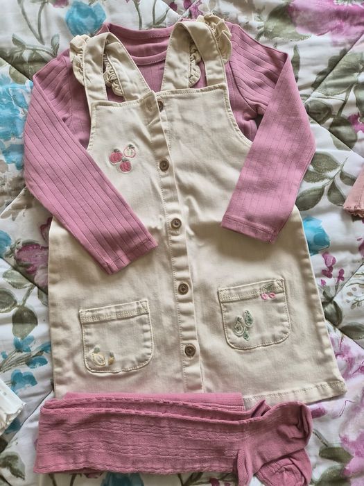 Нови дрехи от Англия за момиче 18-24м.