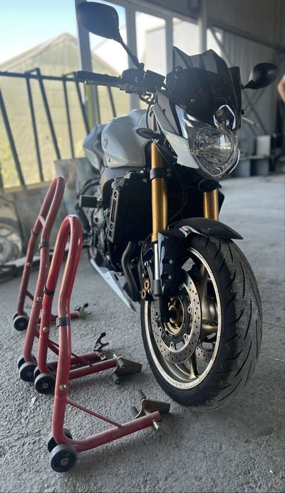 Yamaha FZ8 - мотор