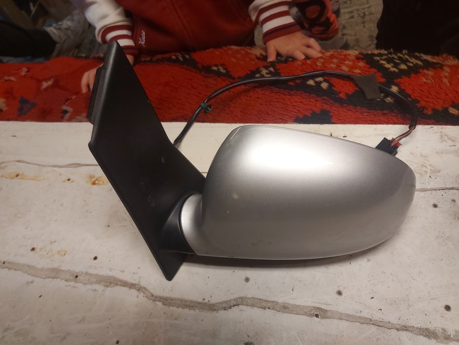 Оригинални Огледала за Голф 5 Плюс 2005- 2009г