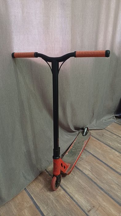 Трюковой самокат Longway Summit RED