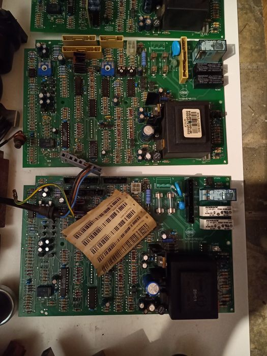 Ariston T2  Placa electronica Modul aprindere Corp pompa Vana gaz