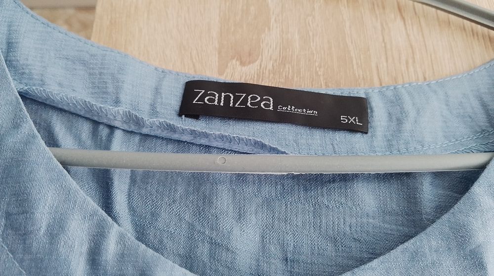 Продаю летнее новое платье