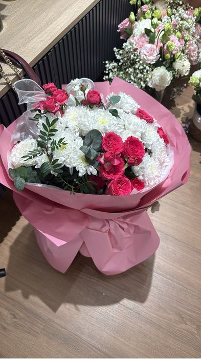 СВЕЖИЕ ЦВЕТЫ!!! Продам срочно