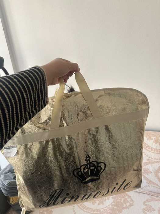 Шуба срочно продам