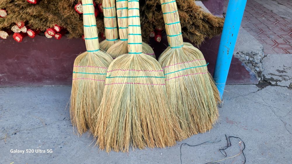 Веник сорго , Веник-купить хозтовары.бытовую химию на цена скидки есть