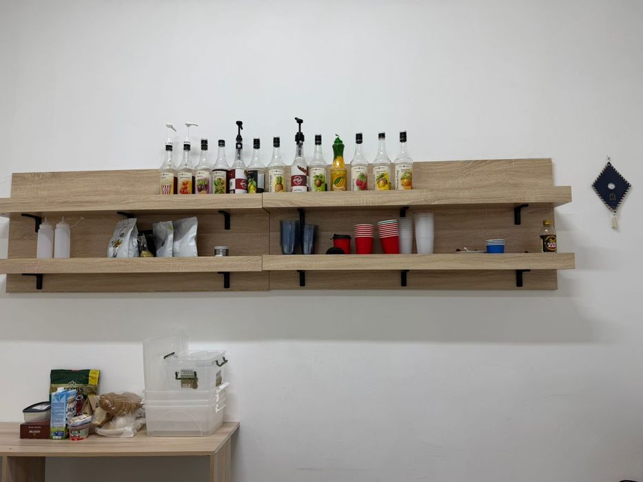 Продам настенные полки