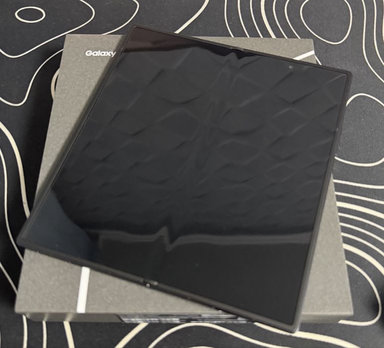 Продам Samsung Z Fold 7 256gb EAC