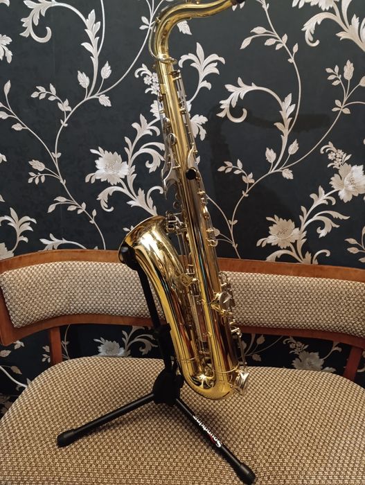 Подставка для саксофона,альт и тенор