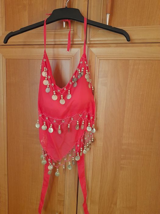 Vând pantalon cu maieu pt dansat