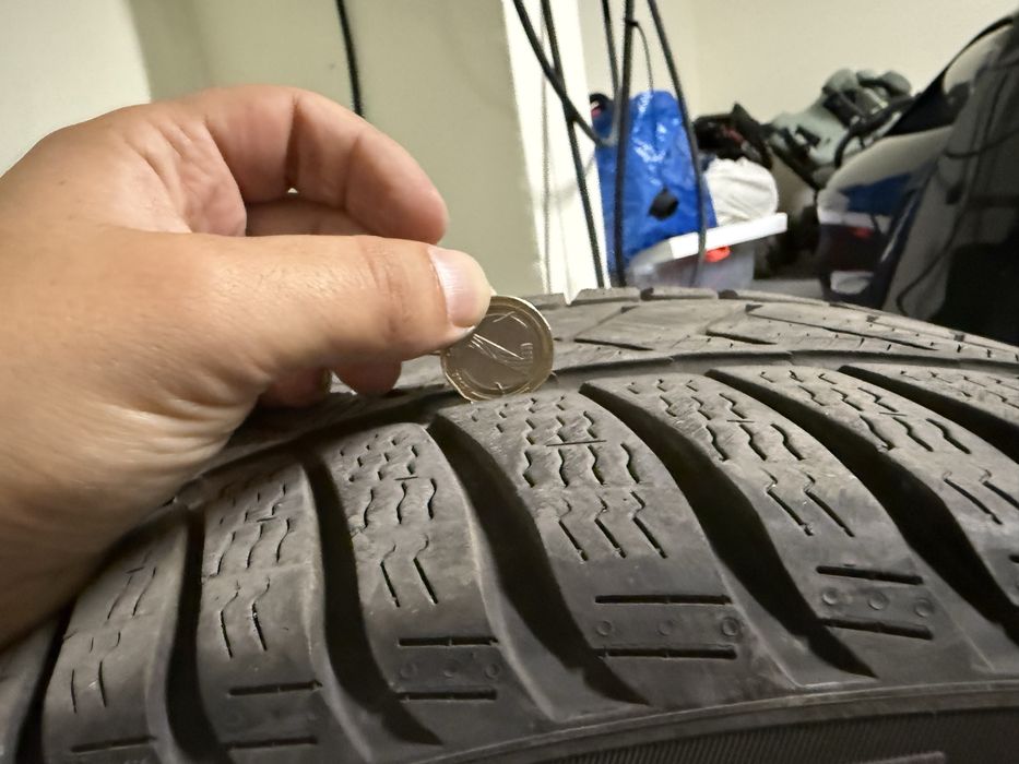 Гуми pirelli sottozero 3 ev 235/45 R18