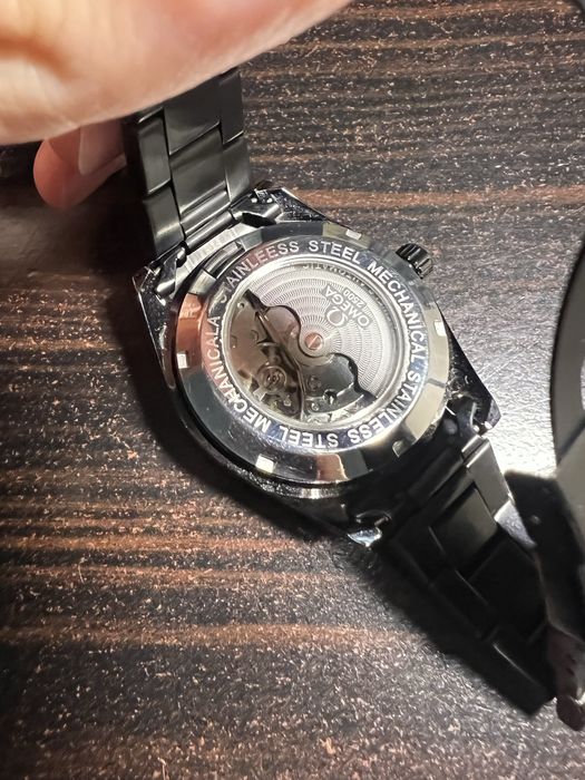 Наручные часы Omega