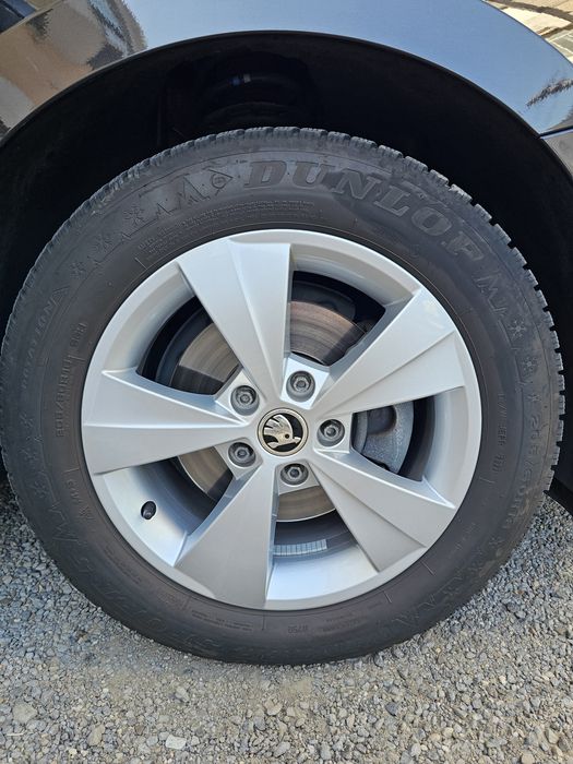 Set Jante Aliaj Originale Skoda Ilias R16 (5x112) + Anvelope Iarnă Dunlop 205/60 R16