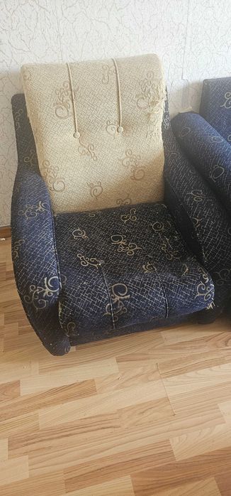 Диван и фотьойл ползвани