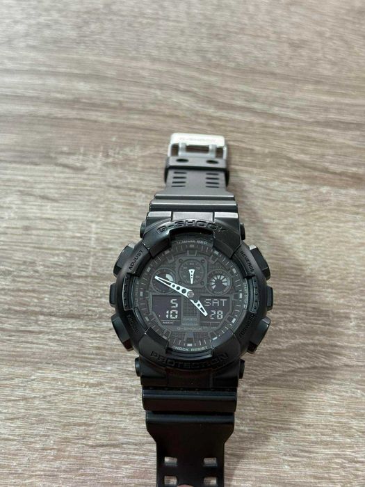 Продавам Мъжки Часовник G-Shock