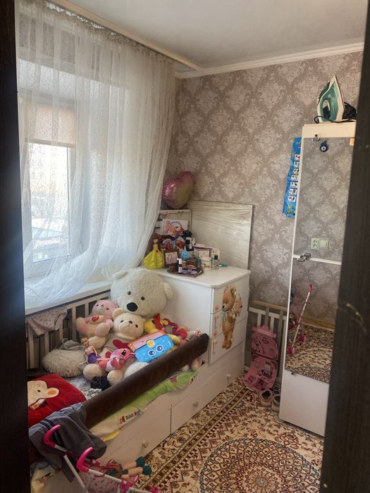 Продам 2 - комн. кв