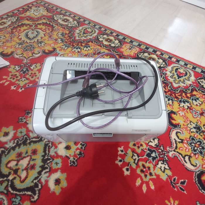 Принтер  hp1102 лазерный