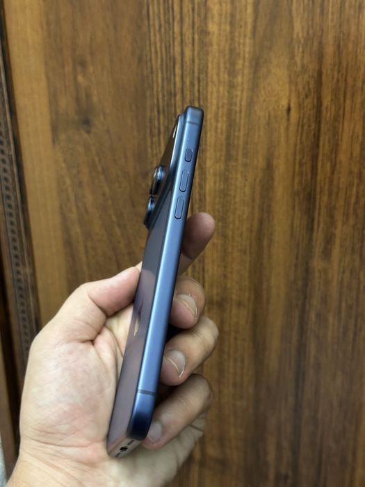 Iphone 17 pro max bez imei
