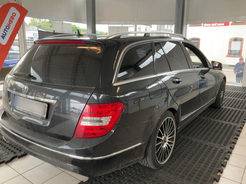 Mercedes-Benz C-Klasse C 220 CDI T BlueEfficiency Avantgarde 2014