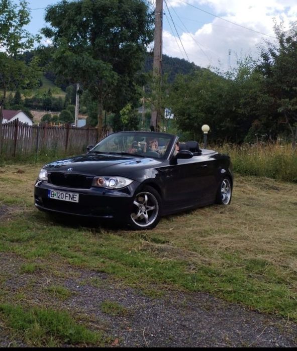 BMW Seria 1 E88 120i cabrio