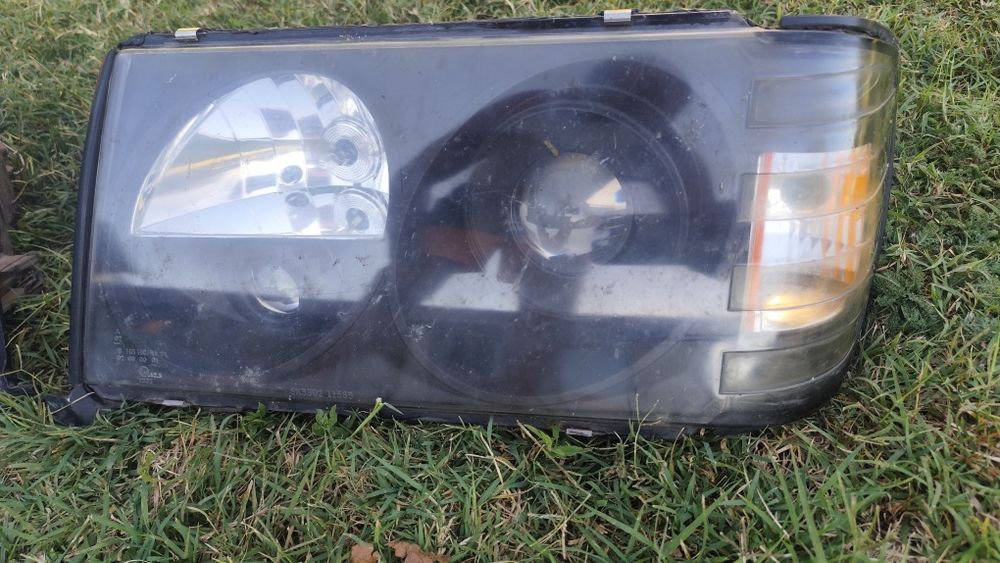 Фарове W124 LED с лупи билед
